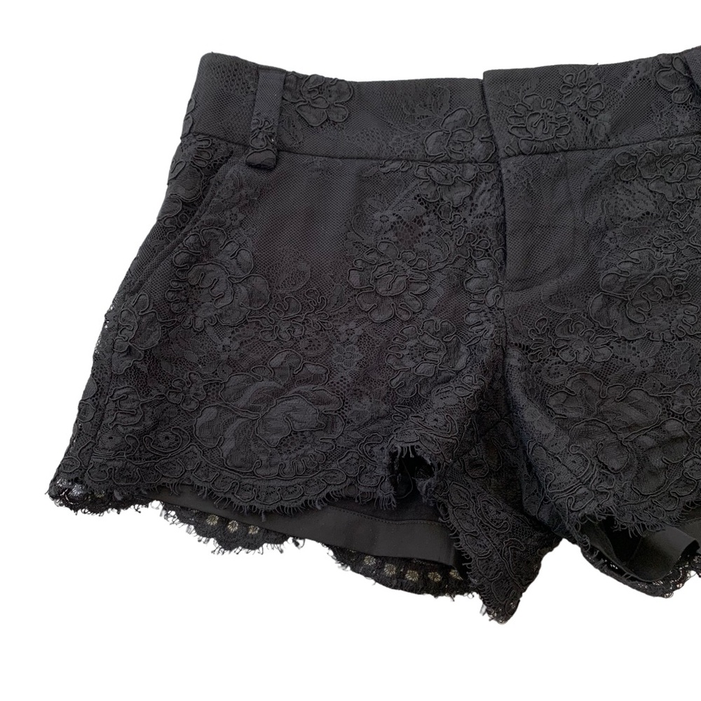 Alice + Olivia Black Lace Scalloped Hem Shorts Size S - Picture 7 of 12